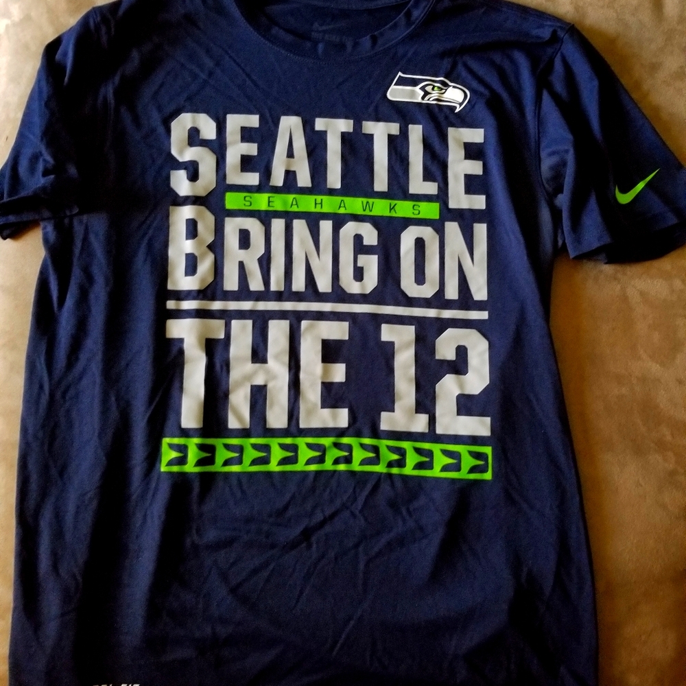 Mens Nike Dri fit Seattle Seahawks t shirt